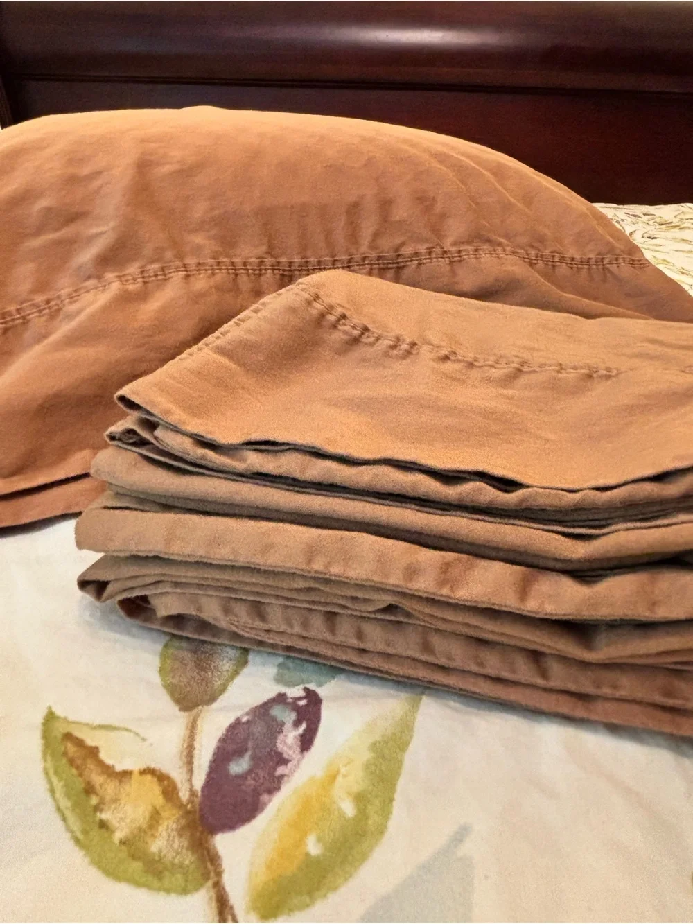 Lauren Ralph Lauren Home 4 Standard Pillowcases Brown Camel 100% Cotton Solid